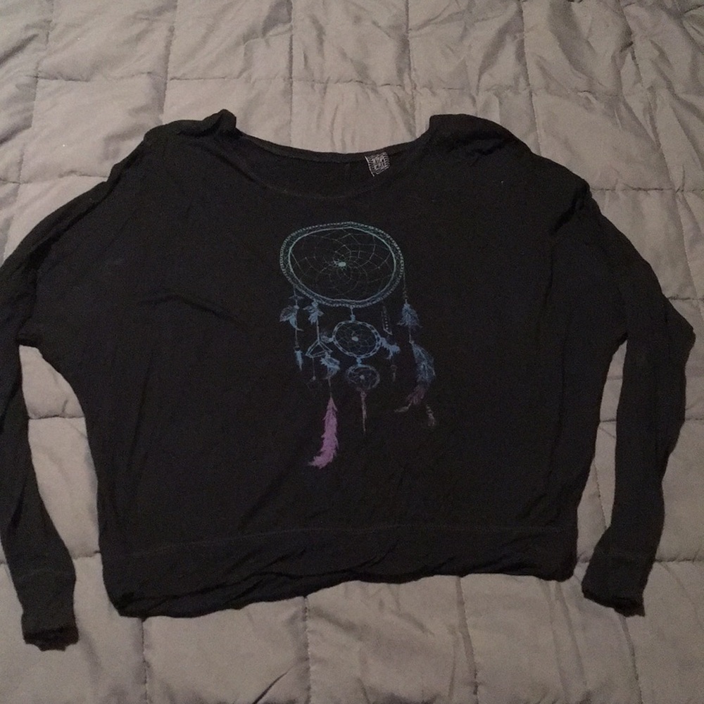 Slouchy black shirt / ombré dream catcher